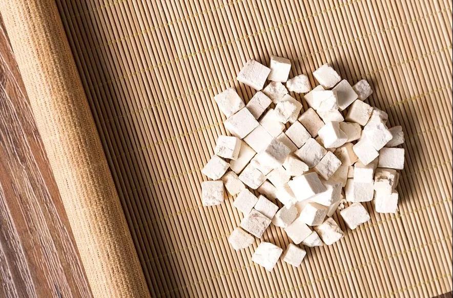 祛湿健脾化痰三味药茯苓薏仁陈皮,莲子茯苓薏仁山药粥可以健脾吗