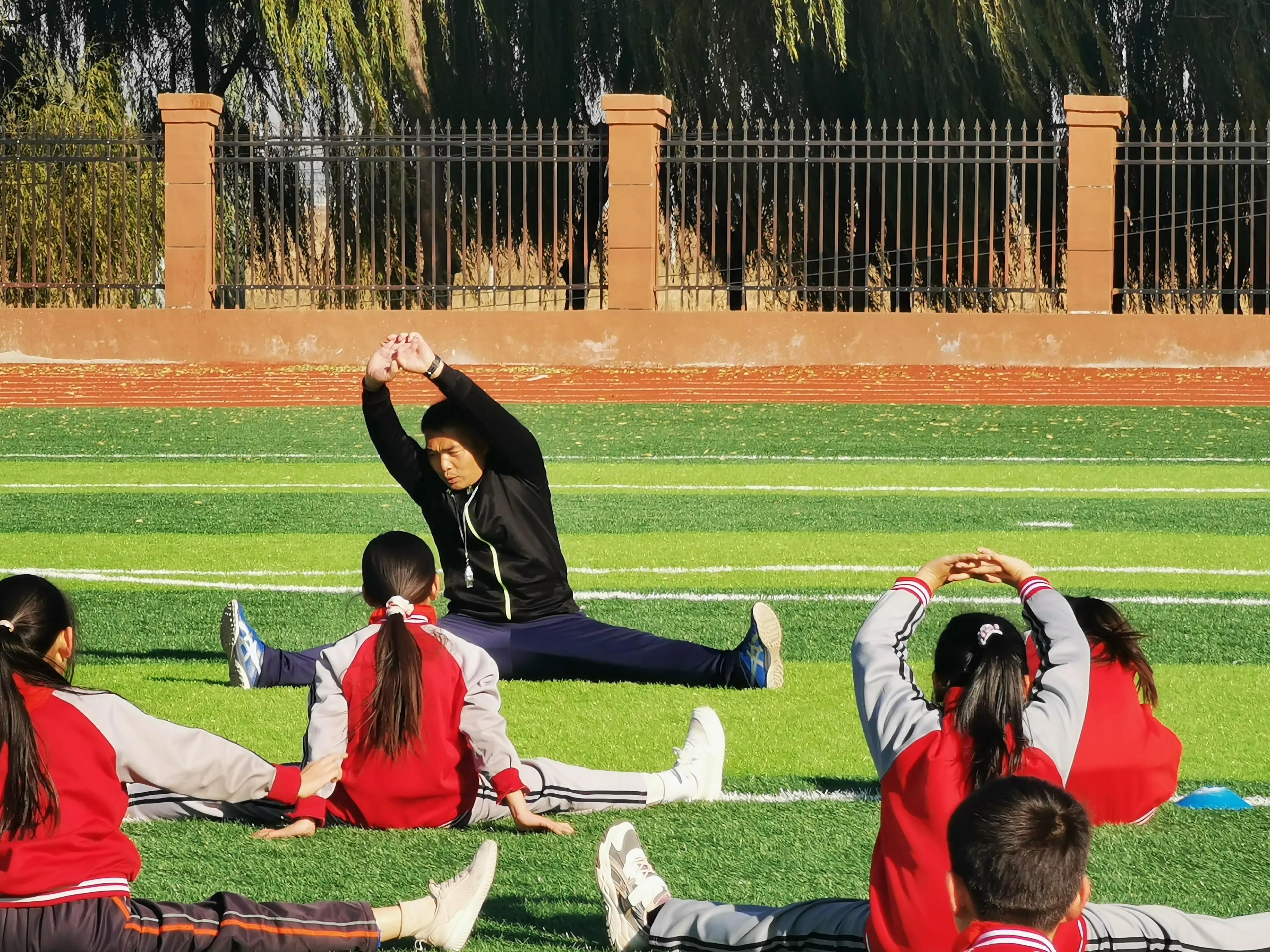 小学体育片区公开课,小学四年级体育公开课完整版