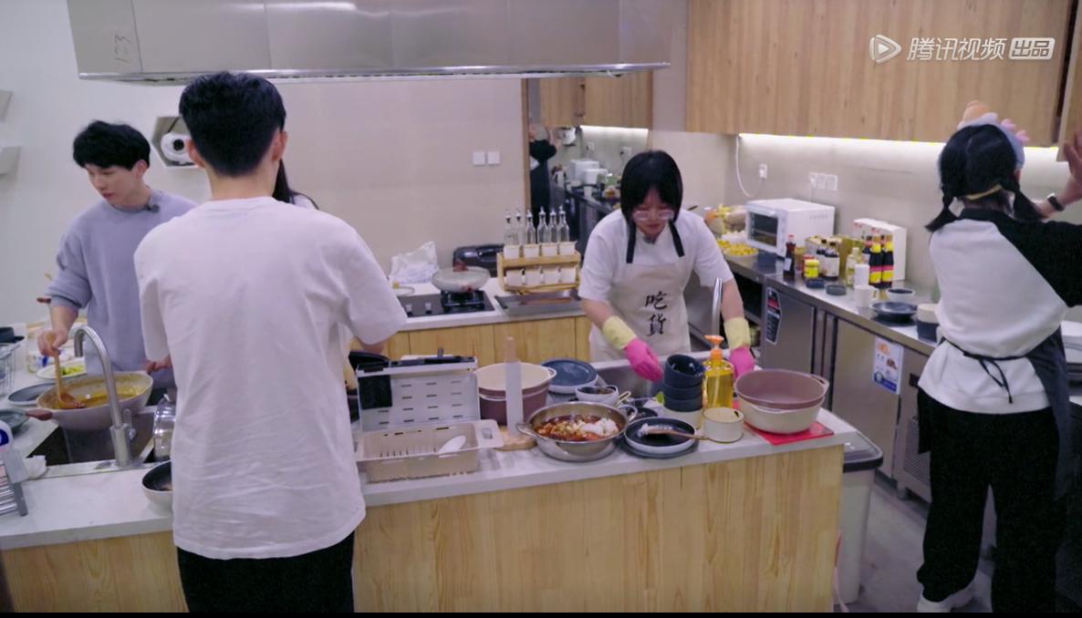 真人秀综艺节目到底有多假,真人秀综艺节目要怎么创新