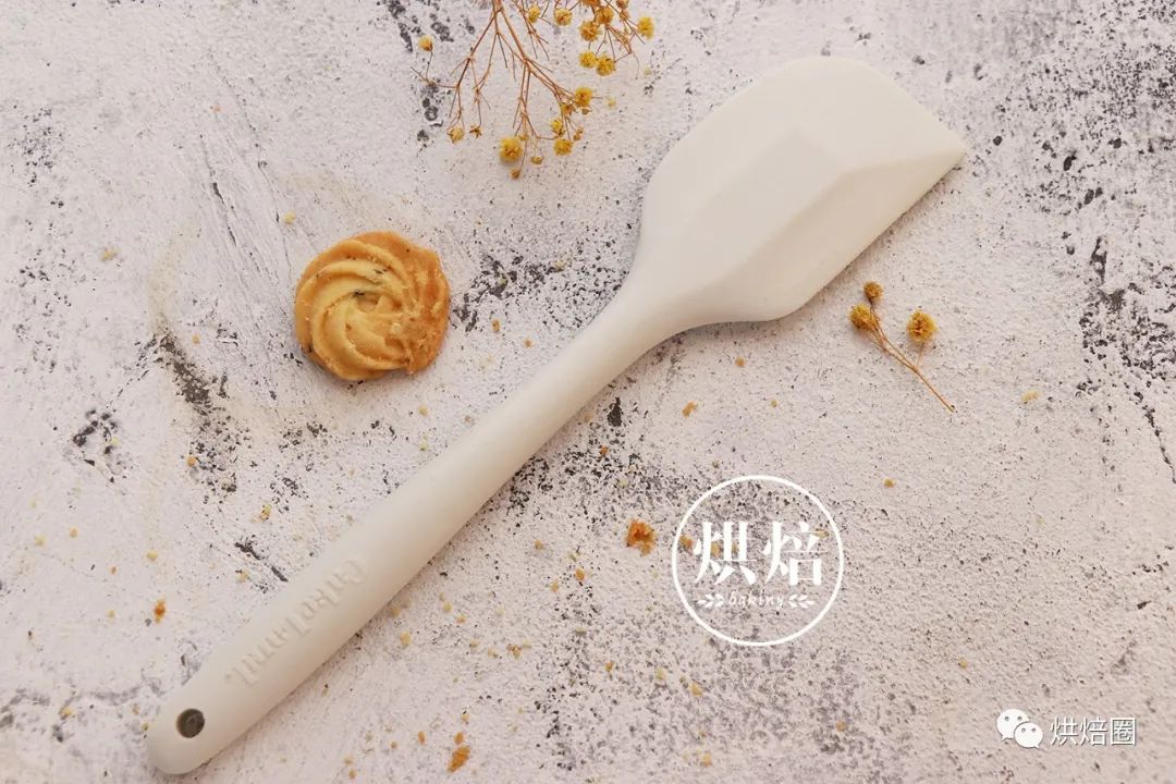 新手入门烘焙必备工具哪里有卖,新手小白做烘焙如何选打蛋器