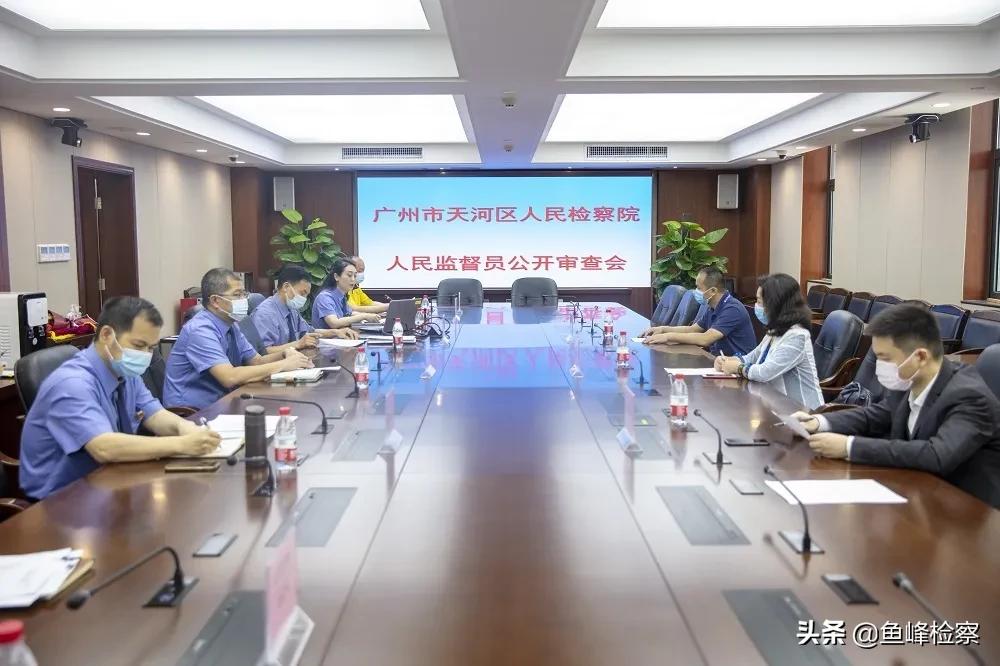 外卖小哥走进派出所这一幕太暖了,深夜外卖小哥暖心一幕