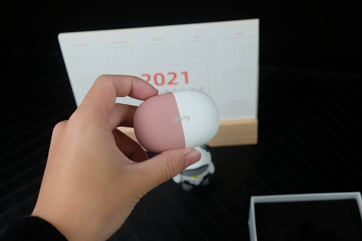 情人节礼物玫瑰和口红,情人节礼物兰蔻口红