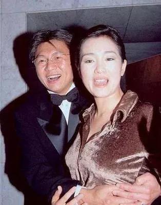 那个和巩俐同居14年的黄和祥，到底是啥来头？