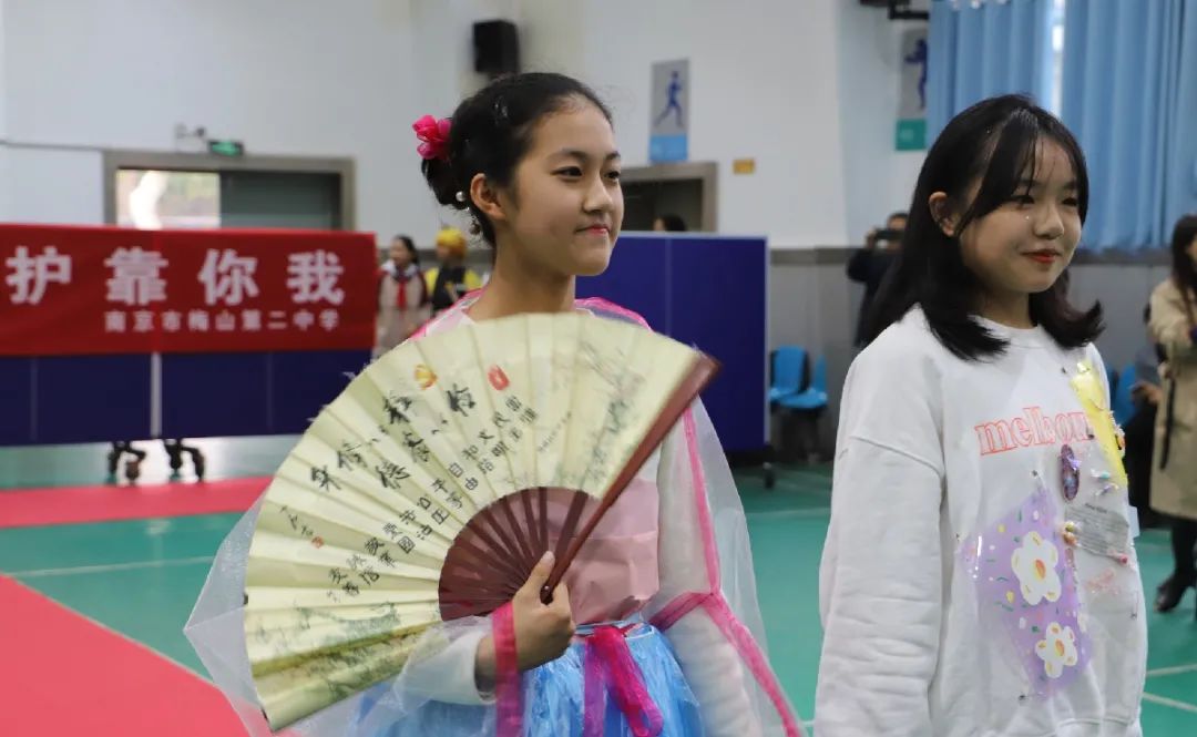 学会垃圾分类变废为宝,小学垃圾分类变废为宝宣传报道