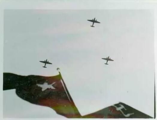 车牌号小细节泪目，穿越70年，来看开国大典背后的故事