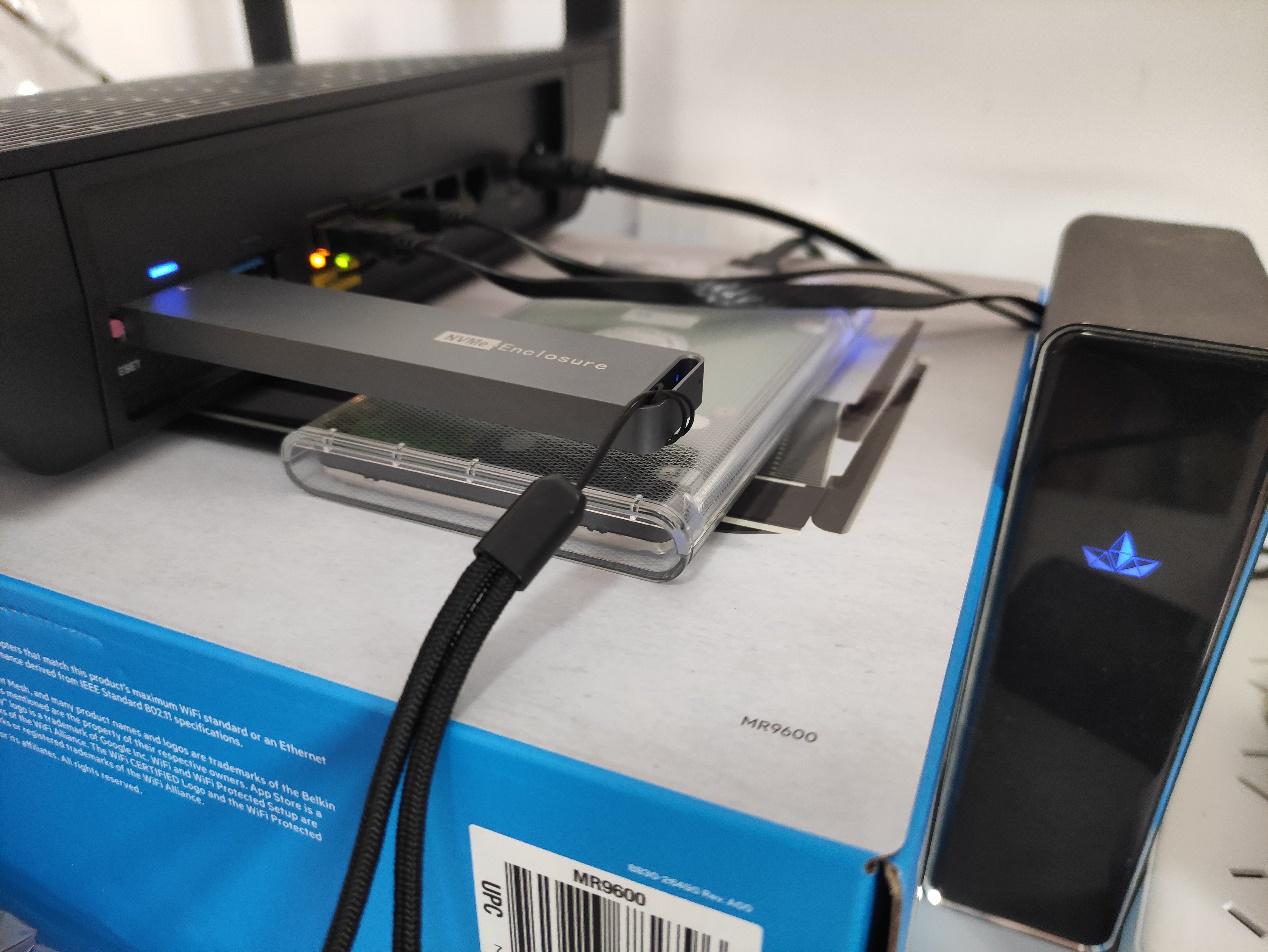 视频新手的资料池-威联通TS532X五盘位万兆NAS开箱体验