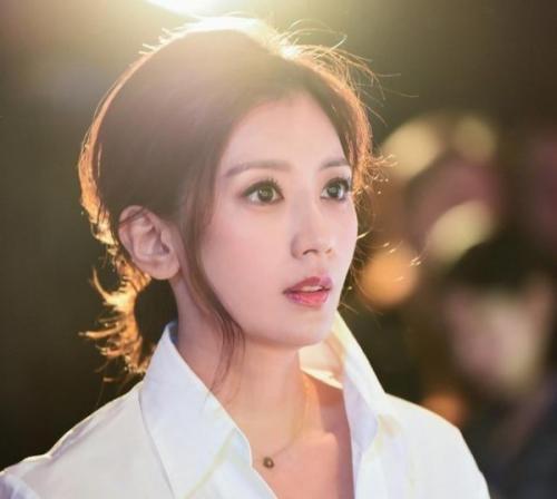 有哪些眼型的女生颜值都不低,桃花眼丹凤眼狐狸眼柳叶眼区别