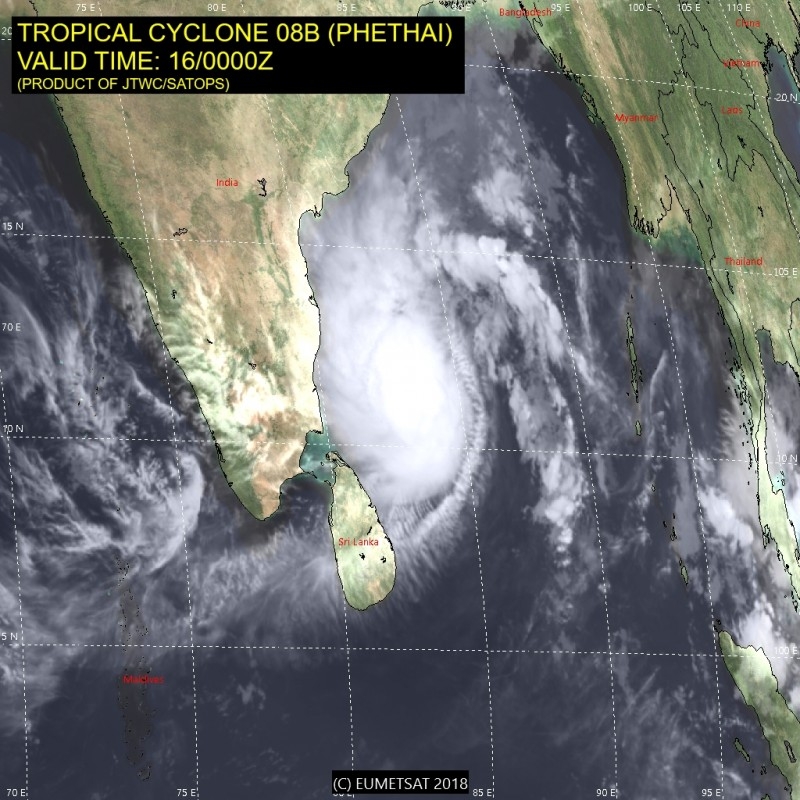 台风侵袭印度后的惨状,印度遭遇台风袭击最新消息