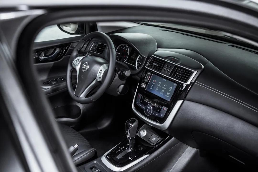 涓ゅ帰杞︾數鍔ㄥ熬闂ㄨ溅鐪熼,涓ゅ帰杞﹀紑璧锋潵鐪熼