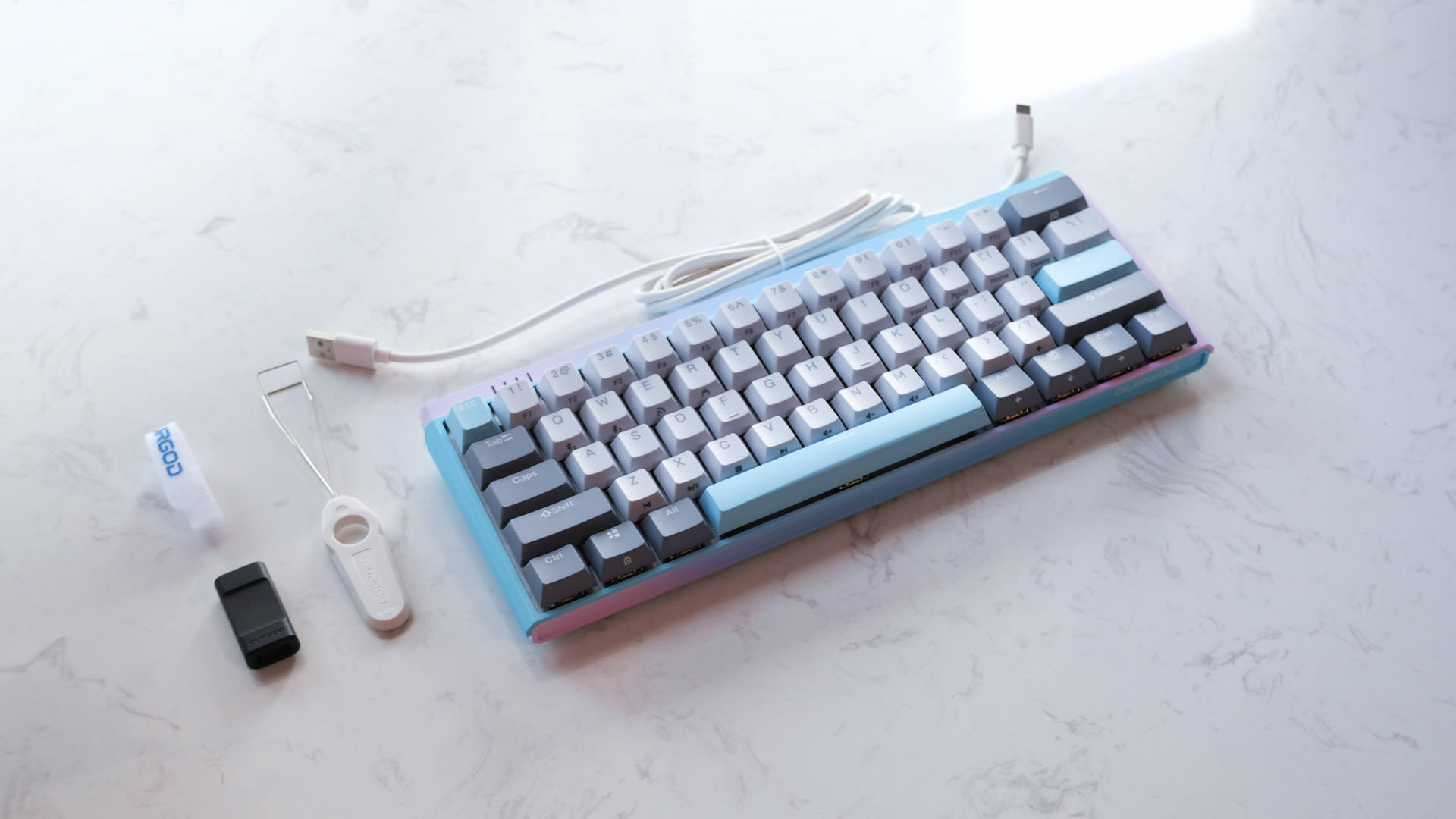 杜伽k310樱桃黑轴键盘测评,杜伽k310w无线银轴机械键盘