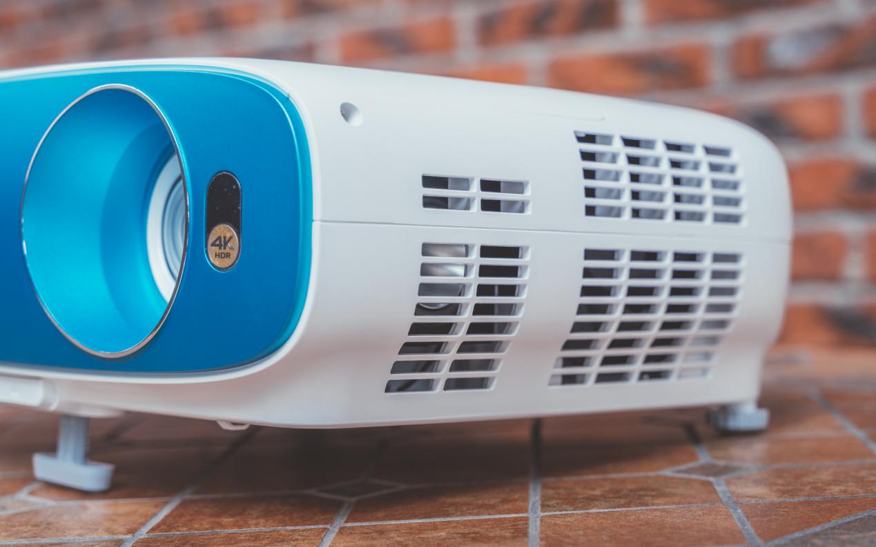 明基tk8504khdr投影仪,明基TK7004K家用投影仪