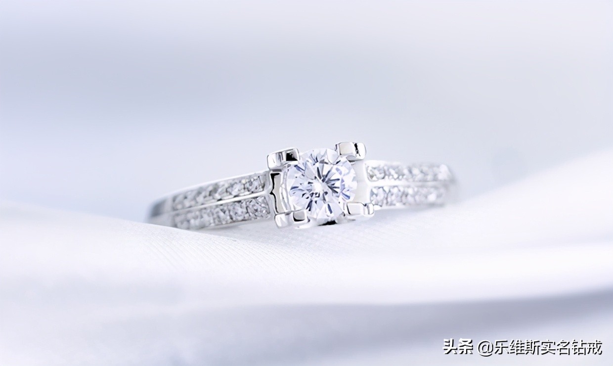 婚戒买黄金还是钻石还是铂金,婚戒可以不要钻石买黄金的吗