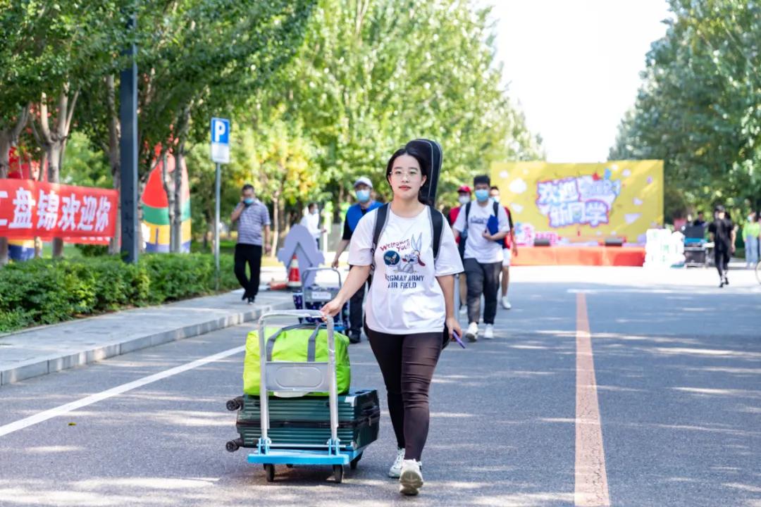 迎接新工人,欢迎新老工人