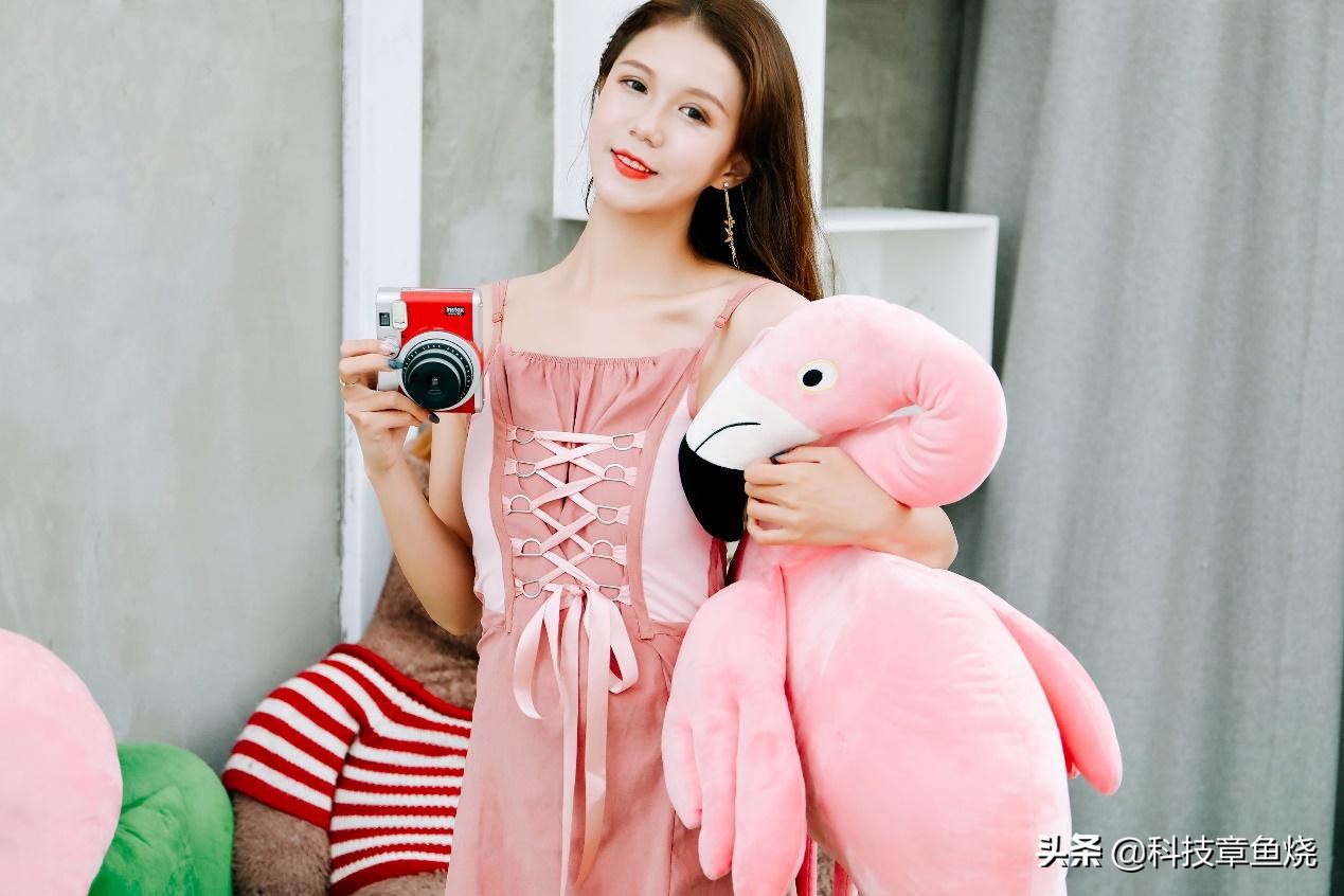 富士instaxmini90属于什么相机,富士instaxmini90值不值得入手