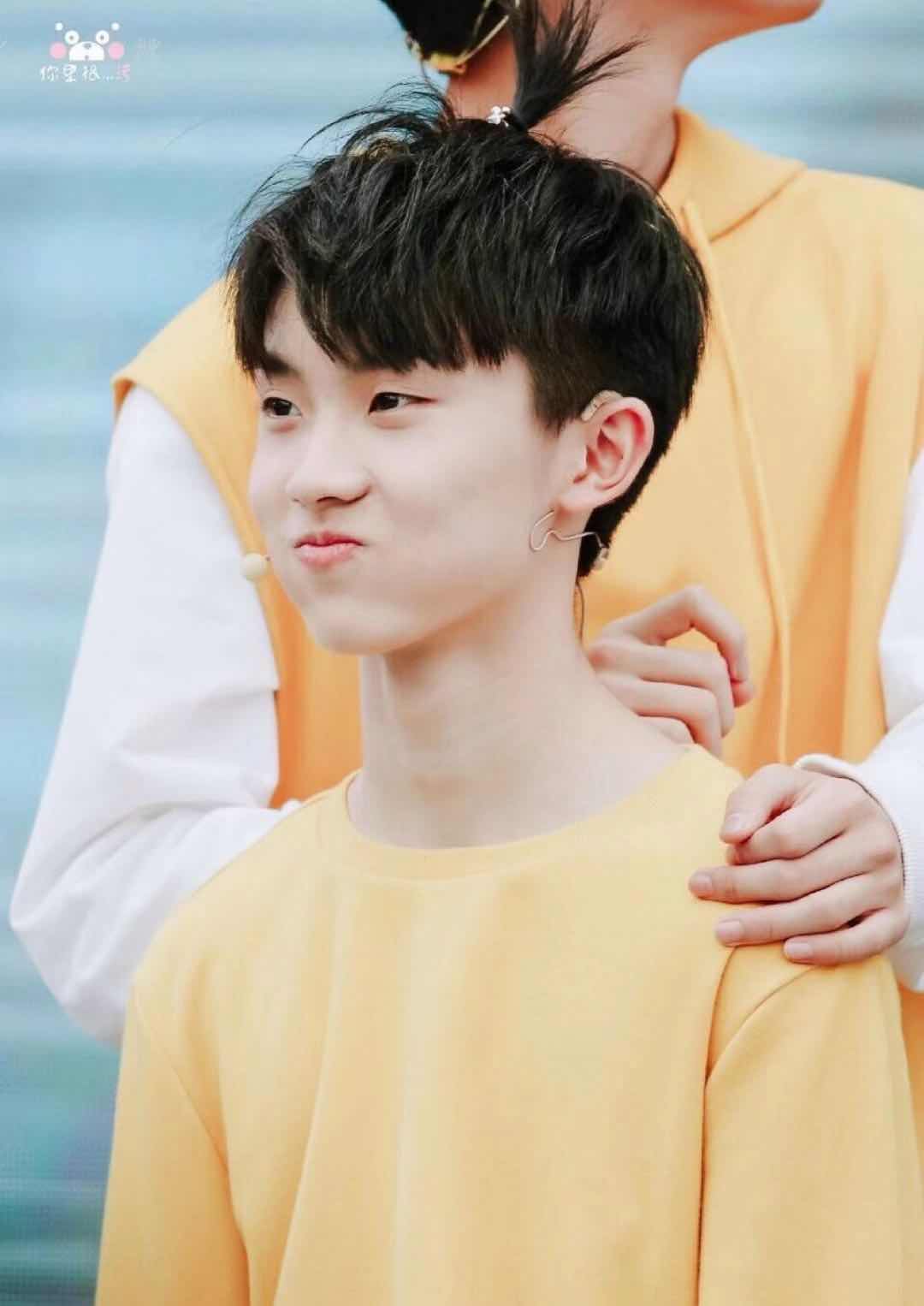 向全世界安利tnt时代少年团马嘉祺,台风少年团马嘉祺我们不一样