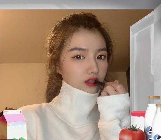 不同肤质怎么挑保湿水,滋润型的水乳怎样用才能适合油皮