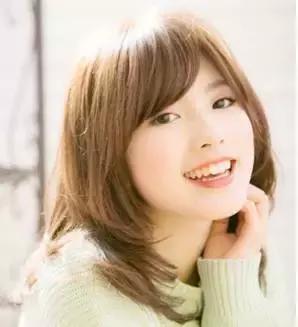 什么刘海显脸小？下次刘海就这么剪！修颜又时尚