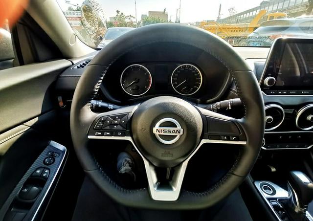 朗逸和卡罗拉和轩逸哪款性价比高,轩逸卡罗拉朗逸这三款车哪个好