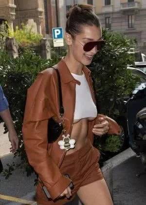 明星街拍包包香奈儿经典款,盘点街头出镜率最高的10款包包