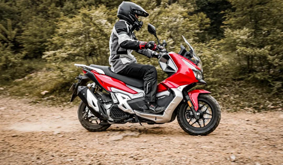 大阳ADV150胖虎试驾：真正的跨界踏板，兼顾城市越野可玩性极高