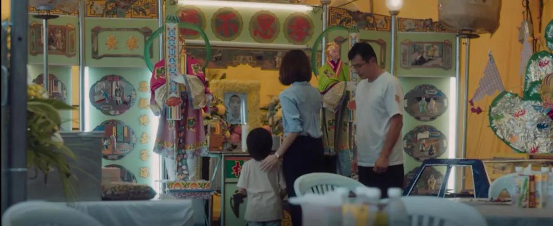 电影热带雨深度解析,热带雨电影精彩视频