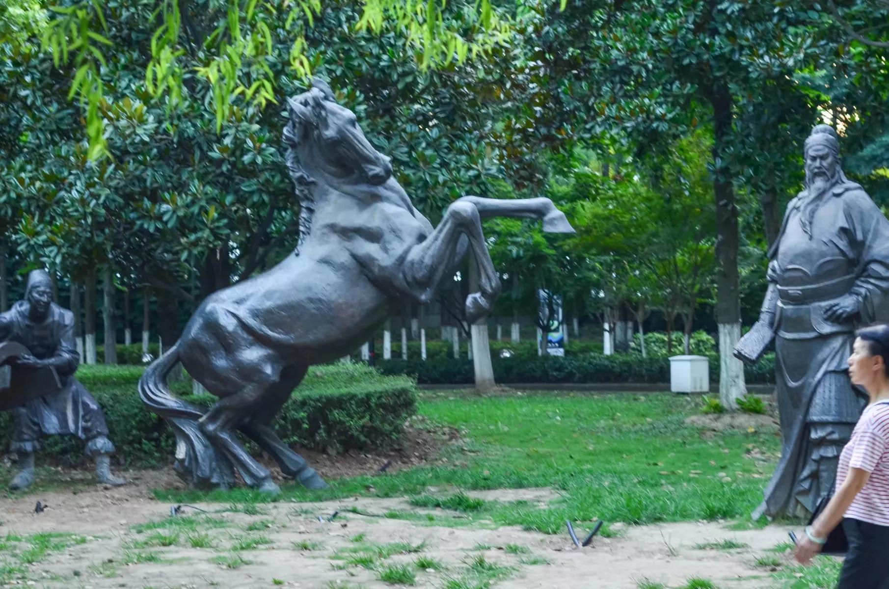 武汉汉江滩照片,武汉汉江滩在哪里