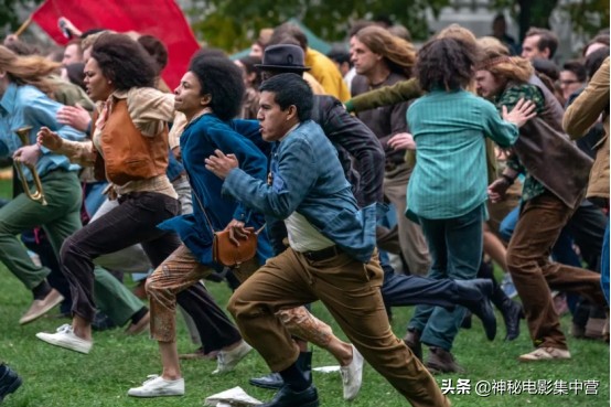 从*威示**运动到流血*乱暴**再到政治诡计，看美国历史上一场荒诞闹剧