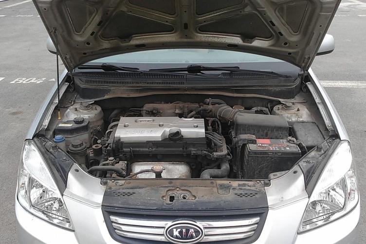 海南起亚锐欧二手车,11年的起亚锐欧二手值得买吗