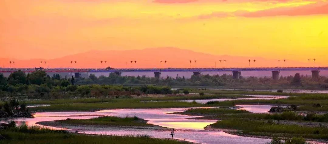 美丽伊宁市美景,美丽的伊宁城市
