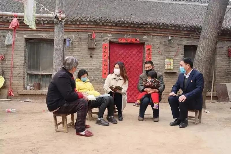 微党课青春勇担当,战疫中的青春担当微团课视频