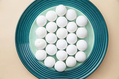 男子临别时将有毒“缺氧丸”留下友人妻子误当汤圆煮食后身亡！