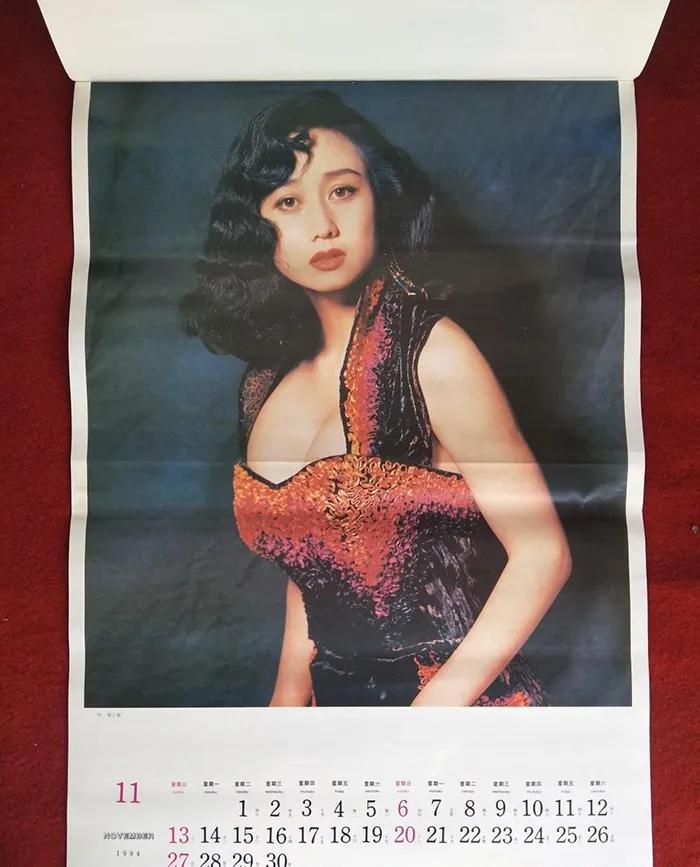 八九十年代的女明星挂历，复古又雷人，都是青春的记忆，好怀念啊