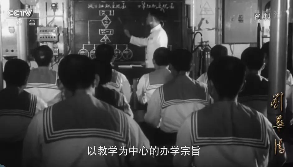 向您敬礼表情图片,尊重原创向您敬礼