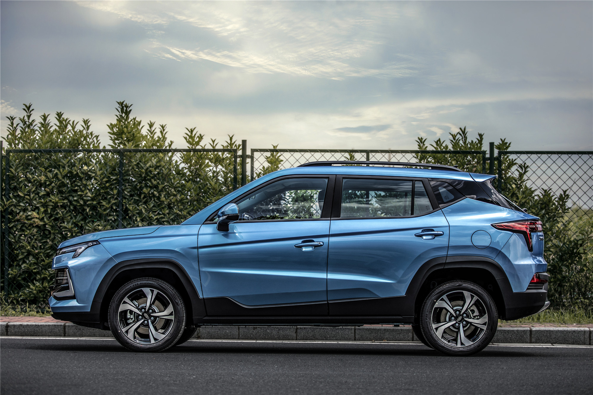 4万左右的自动挡新suv,不到9万元新款1.5t自主suv上市