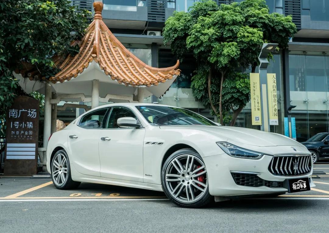 实拍感受真正豪车玛莎拉蒂ghibli,海王座驾玛莎拉蒂ghibli
