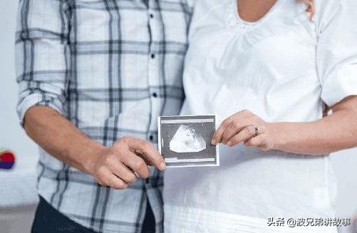 女子出车祸为啥子宫被切除,女子子宫被摘半年后却怀孕