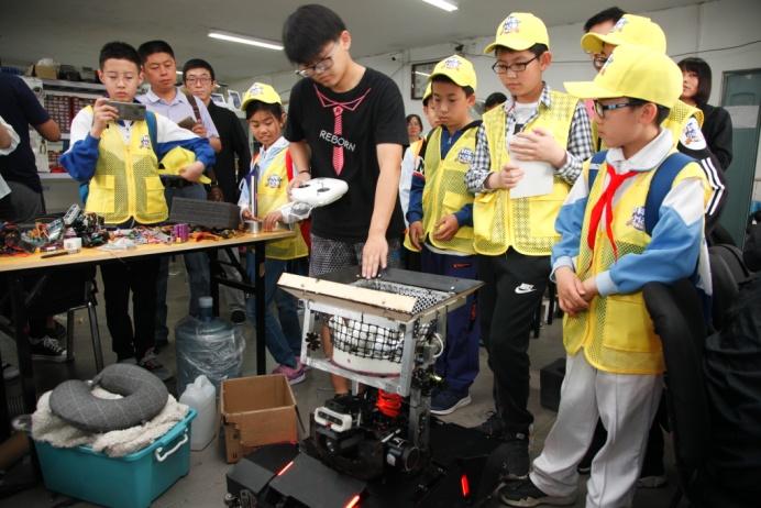 什么是“理工男的浪漫”？小记者探访“工程师摇篮”找到了答案