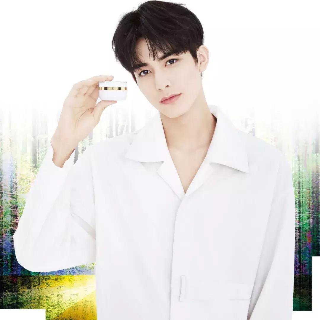 假如化妆品也有朋友圈，如何在双十一“点燃”