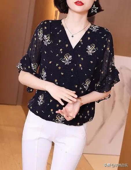 气质减龄春秋衫,减龄春秋款洋气又迷人的小衫