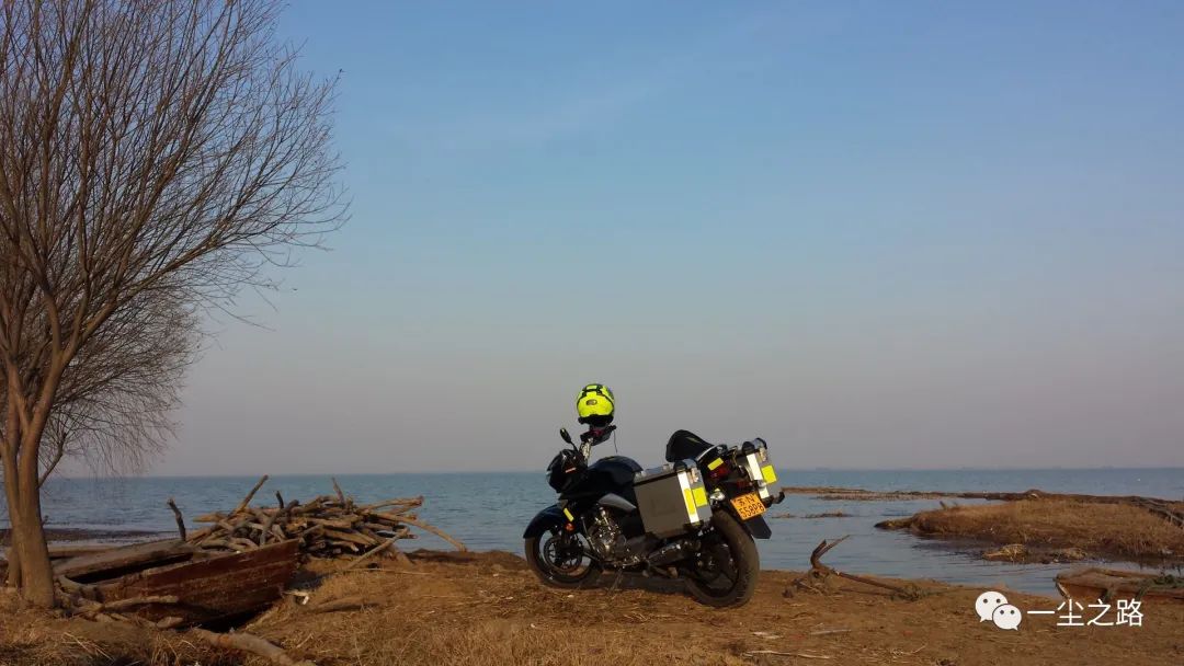 一个人的旅行12集,一个人的旅行摩托车穿越西藏