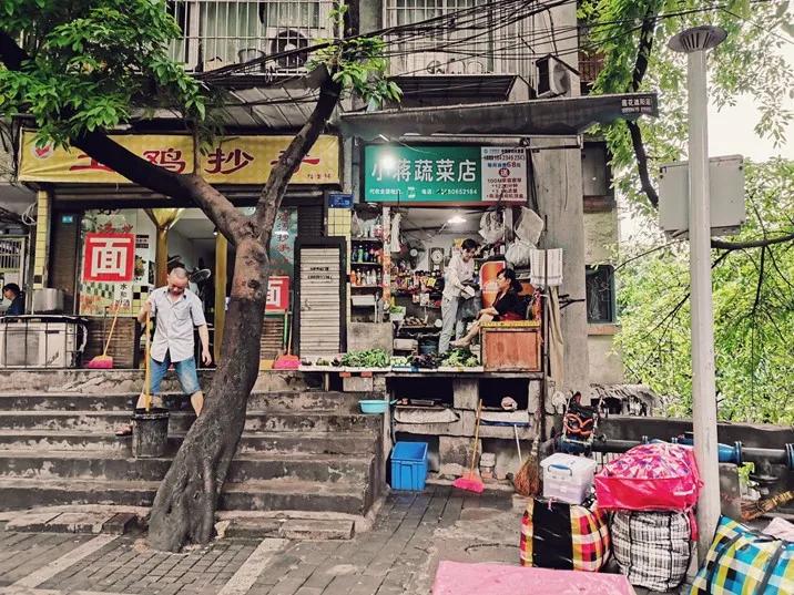 重庆是一个魔幻的城市,重庆从来没有魔幻只有现实