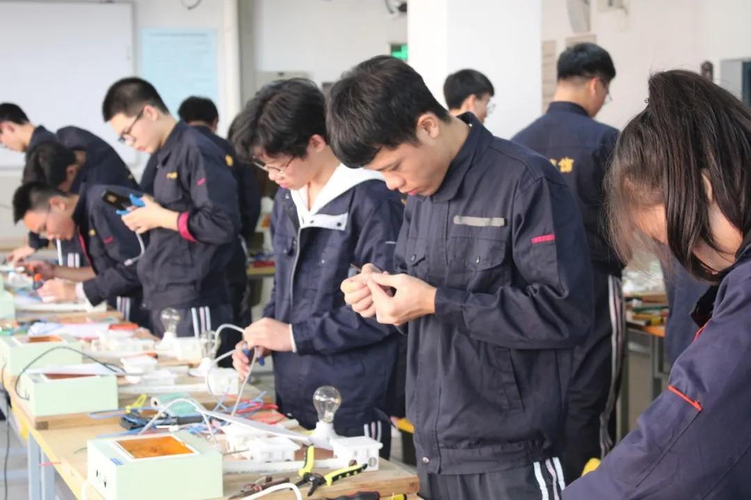 家门口的好学校是什么样的,办好家门口的优质学校