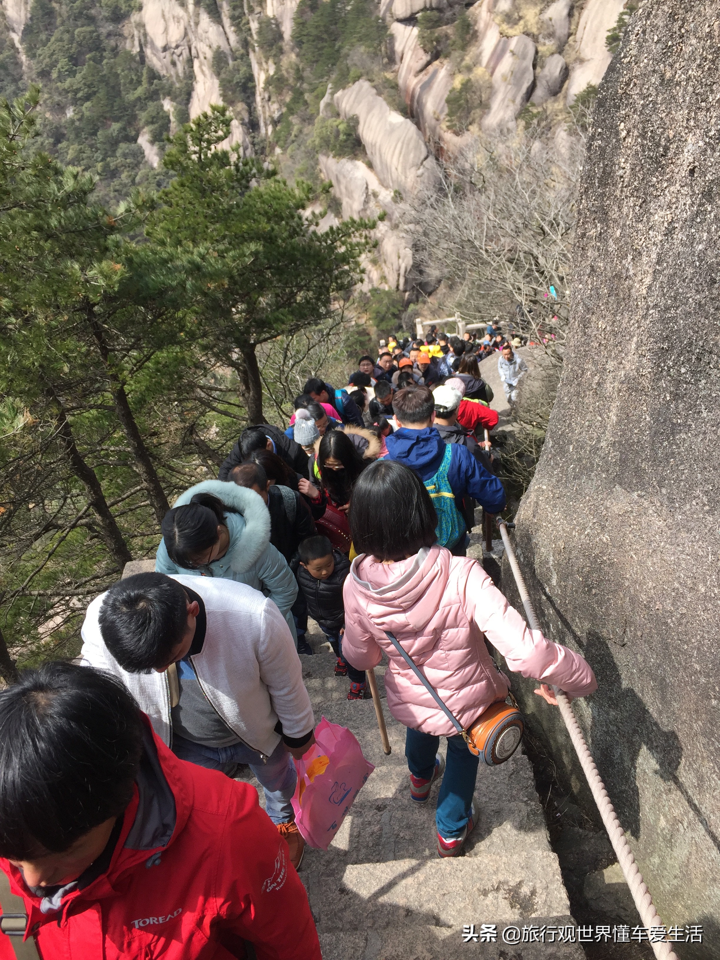去黄山和宏村大概多少钱,坐火车去黄山宏村攻略
