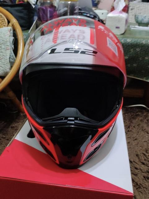 ls2ff399揭面盔开箱,跟ls2一样的揭面盔