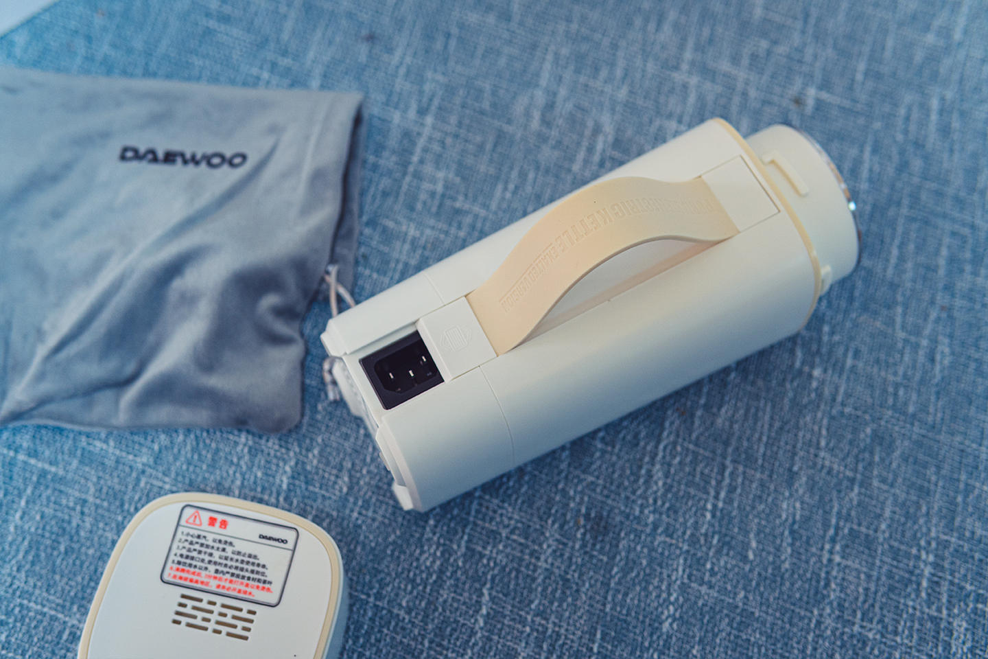 法格和大宇多功能料理锅哪个好,大宇烧水壶便携恒温壶测评