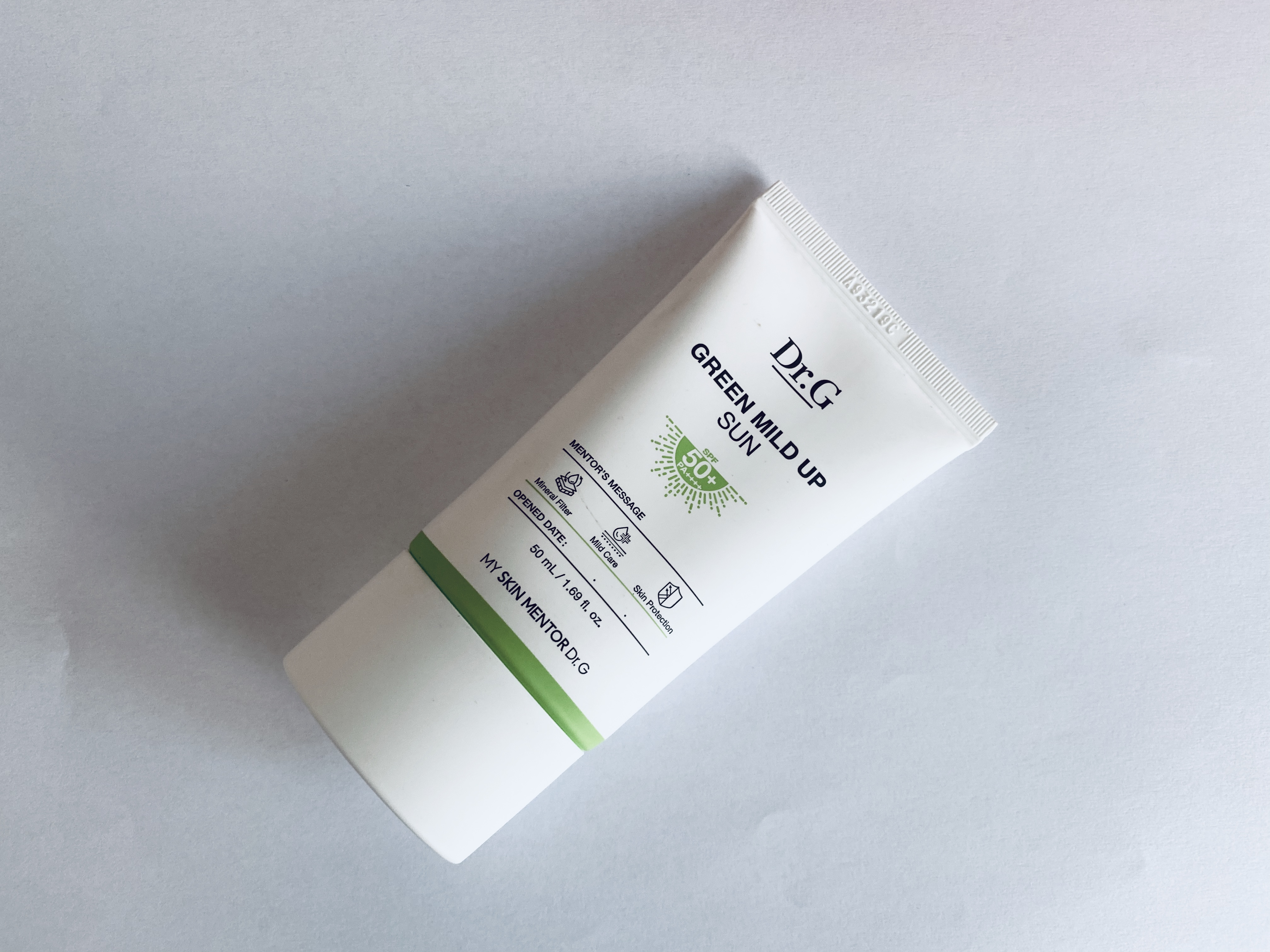 公认防晒效果超好的4款防晒霜,十大公认好用的清爽防晒霜