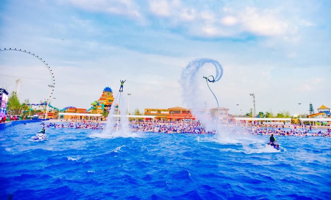 心动警告！全能ACE李汶翰空降，7月31日来西安欢乐谷放肆尖叫