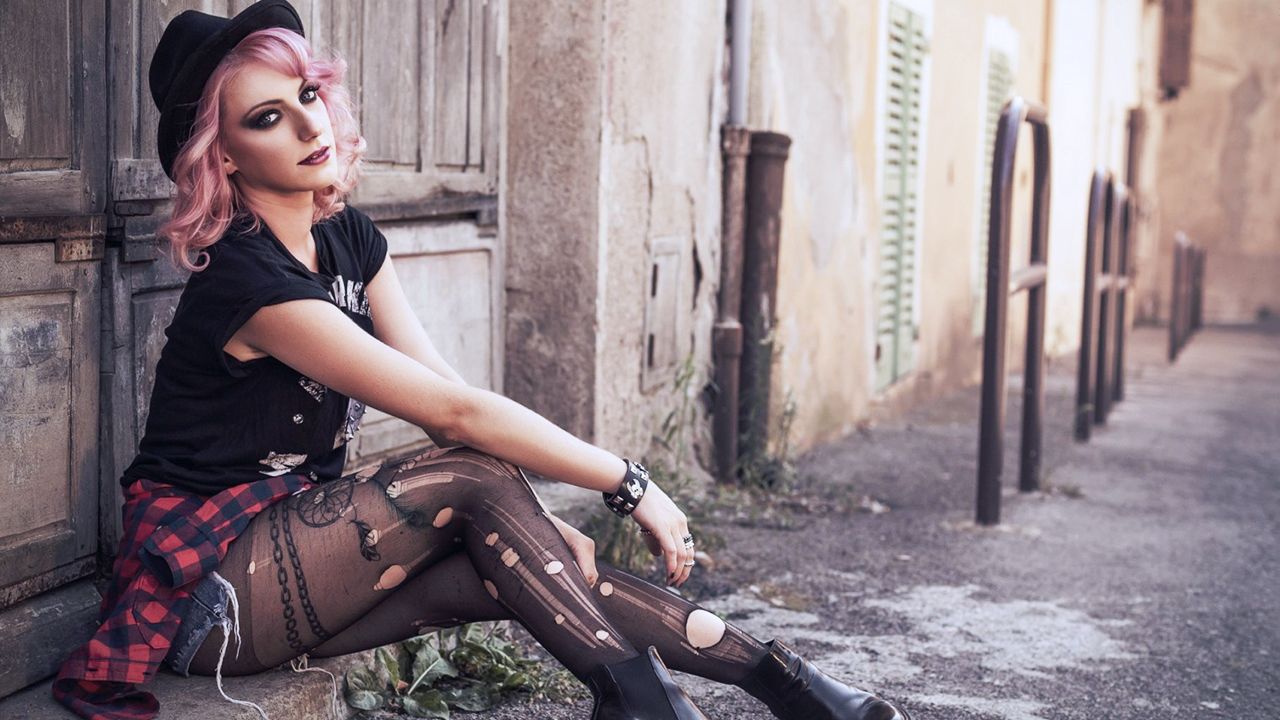 *袜丝**是给男人穿的？几分钟看完《*袜丝**的前世今生》