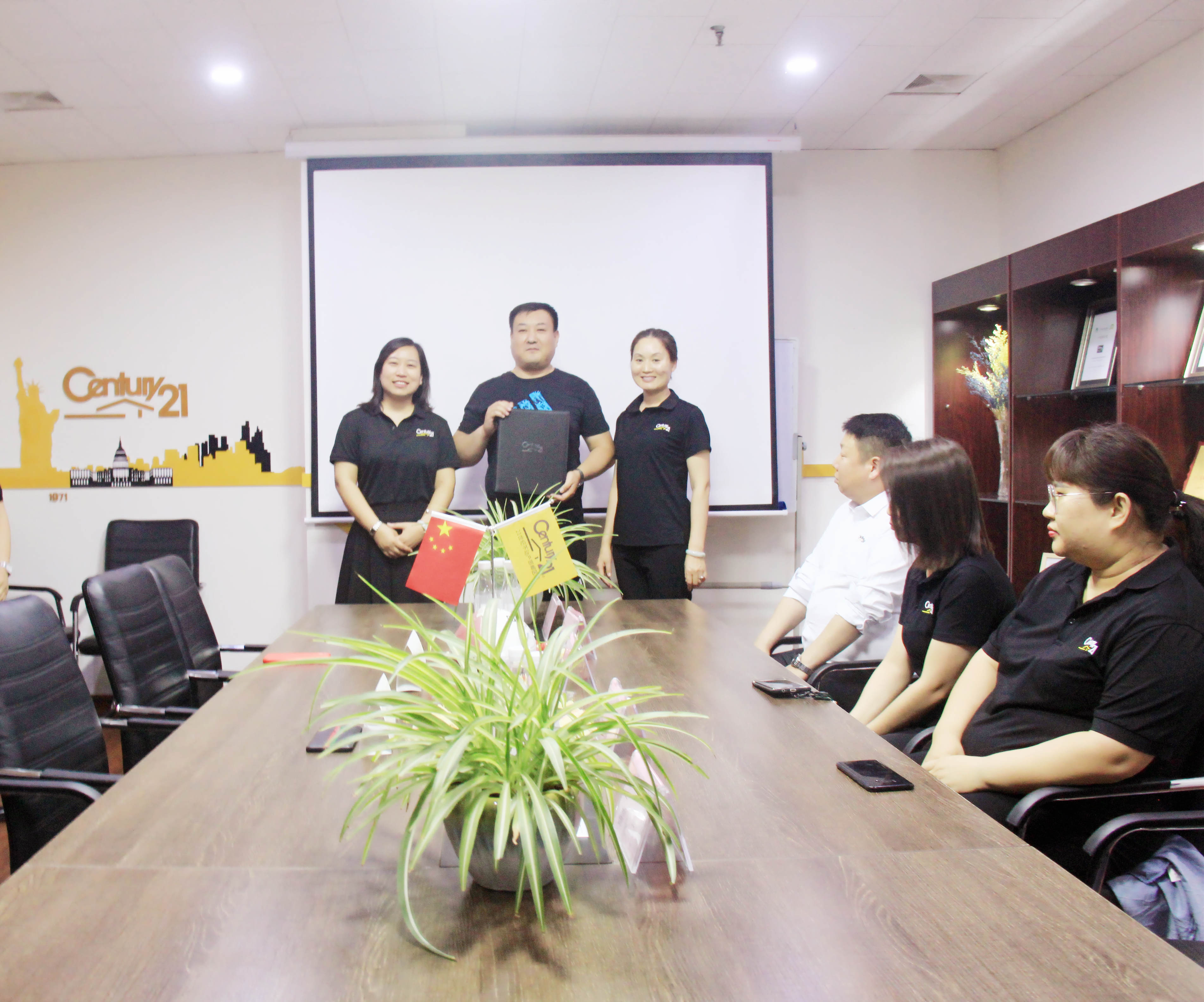 邯郸21世纪不动产邯郸有几家,邯郸市21世纪不动产丰收路店