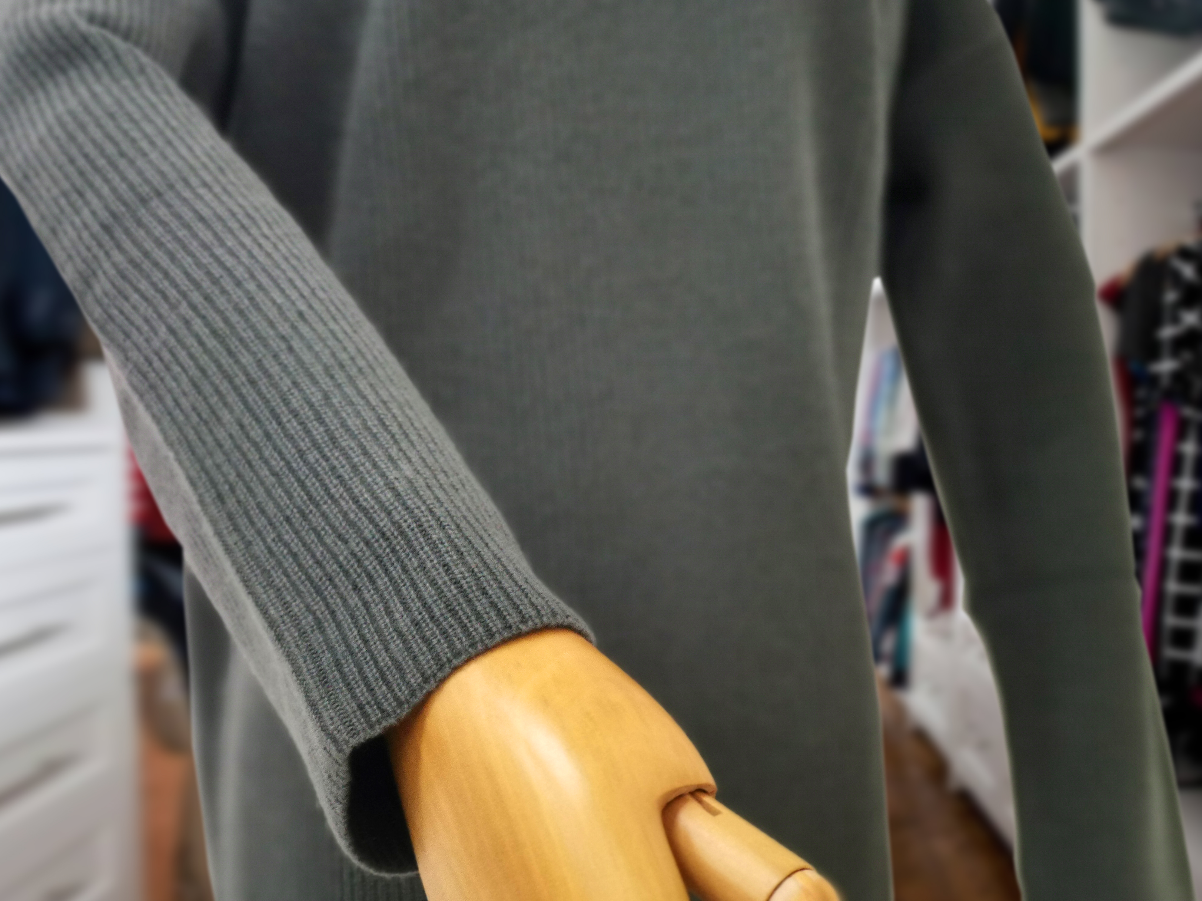 今天不聊高考，我们聊鄂尔多斯羊绒！